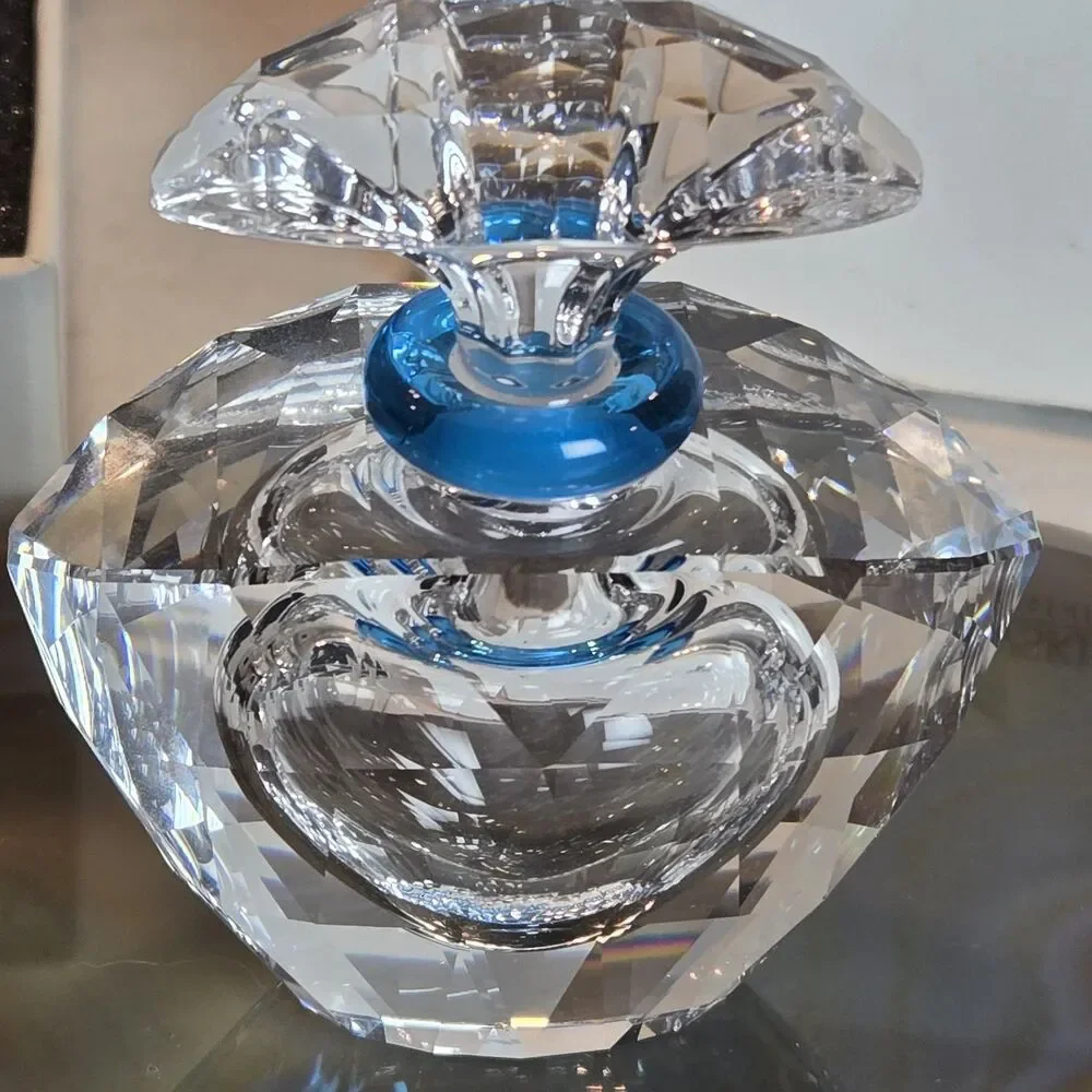 Swarovski Crystal Falcon Napoleon (3") Perfume Bottle 7482NR000003 - Picture 2 of 13
